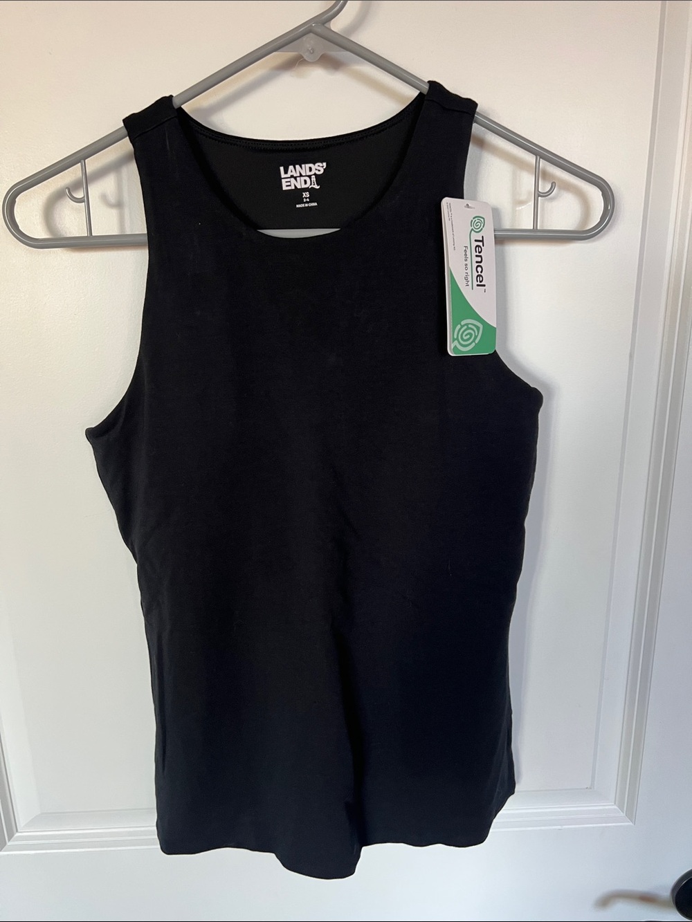 NWT Lands’ End Black Built In Bra Tank.